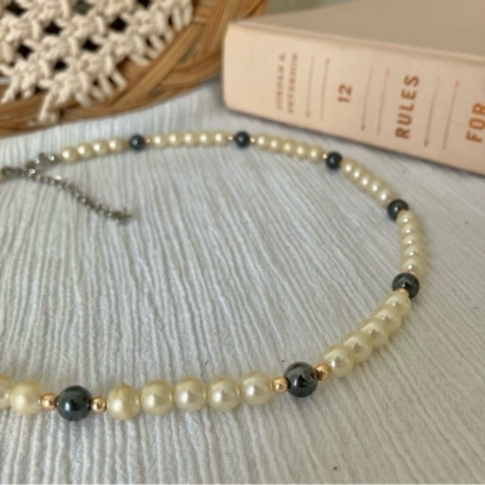 Tahitian Pearl Black Necklace Vintage “Laralei” Classic Elegant Feminine Beach